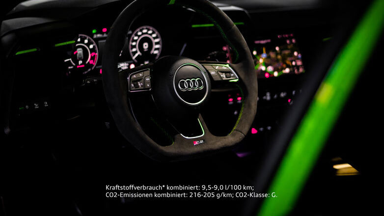 Audi RS Kyalamigrün Interieur