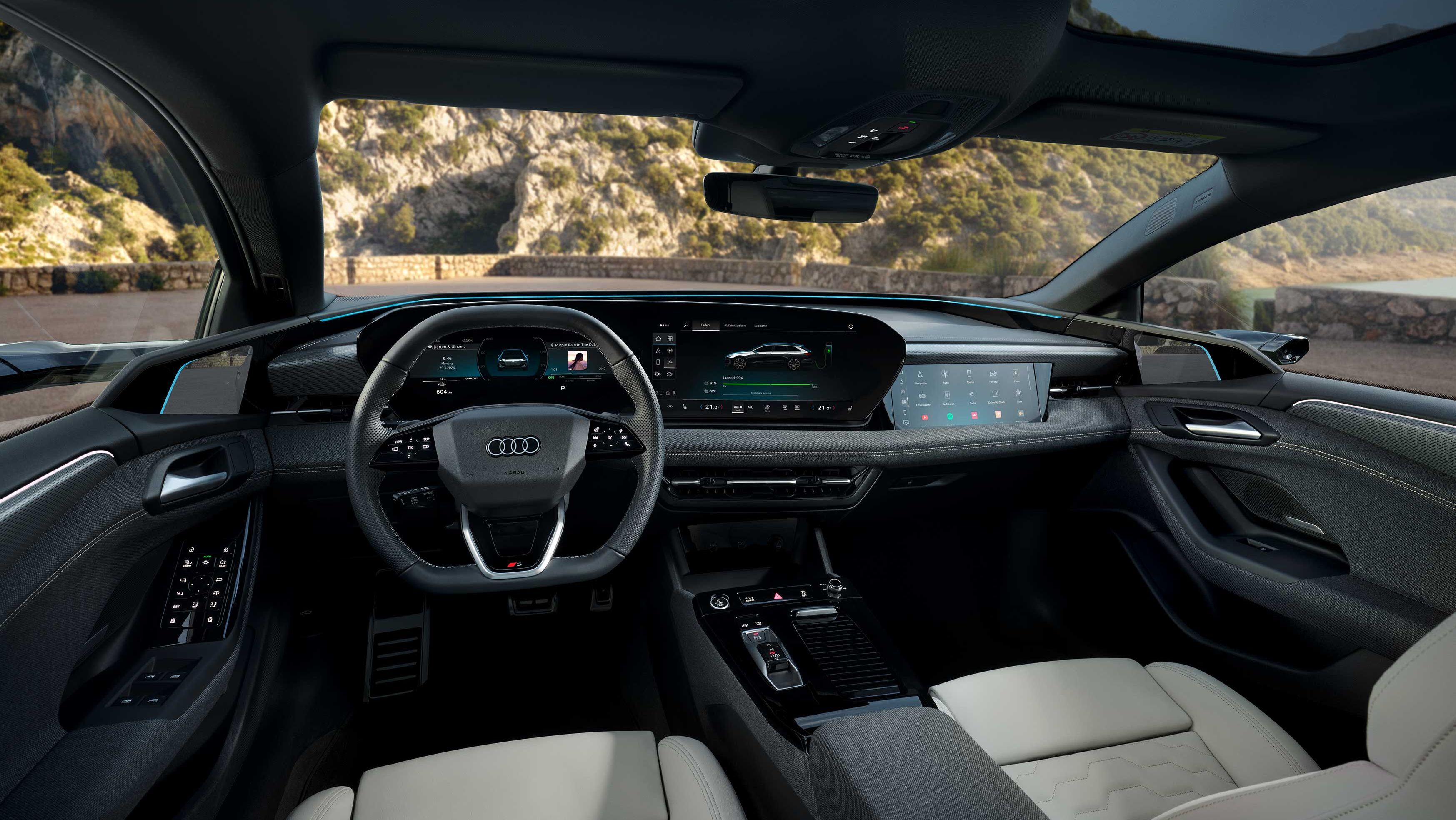 Innenraum mit Panorama Display vom neuen Audi A6 e-tron